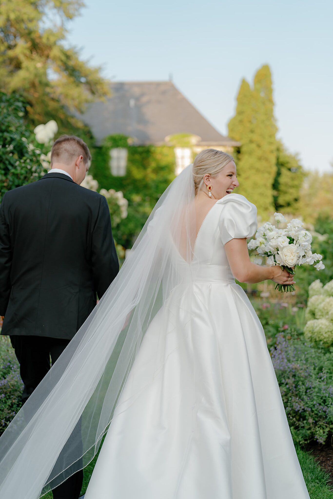 Greencrest Manor Luxury Wedding Photography by Destination Wedding Photographer Magi Fisher with Modern Day Events and Floral 0130